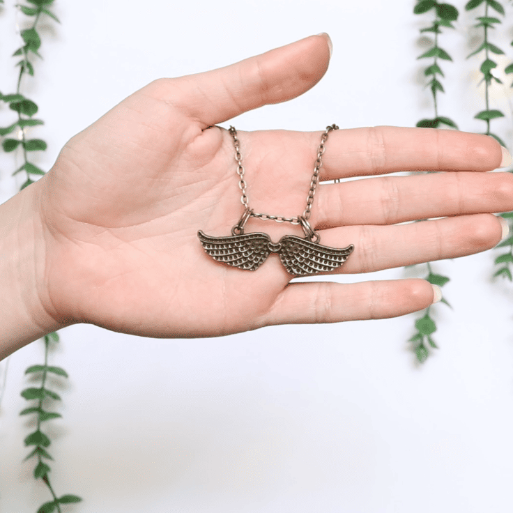 2-wings-necklace