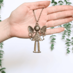 angel-necklace-2