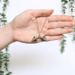 bent-dumbbell-necklace