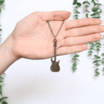guitar-necklace