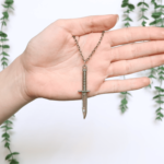 knif- necklace