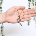 pistol-necklace