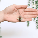 plane-necklace