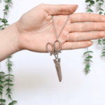 scissor-necklace