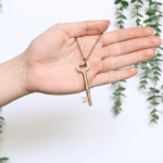 simple-key-necklace