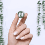 flat-2-holes-button